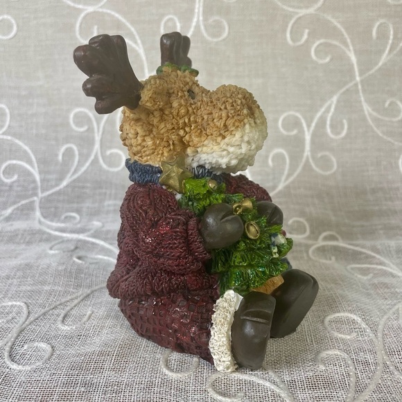 Santa Moose Christmas Painted Resin Holiday Figurine (2000) Adorable! - Picture 3 of 7